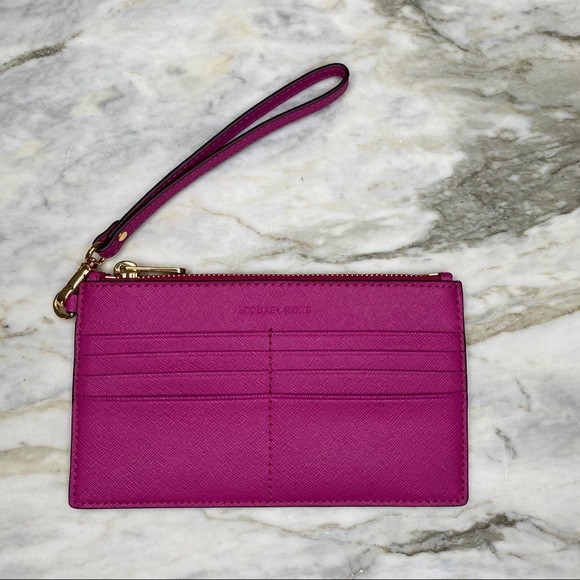 Michael Kors Handbags - MICHAEL KORS Wristlet Wallet Saffiano Leather